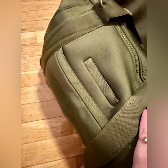 Danger Dover Messenger Bag - Picture 8 of 14